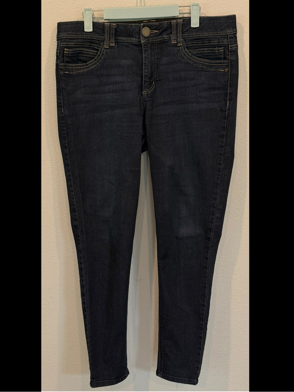 Democracy Ab Solutions Skinny Jeans Women’s Size 12 Dark Wash Stretch Waist Band